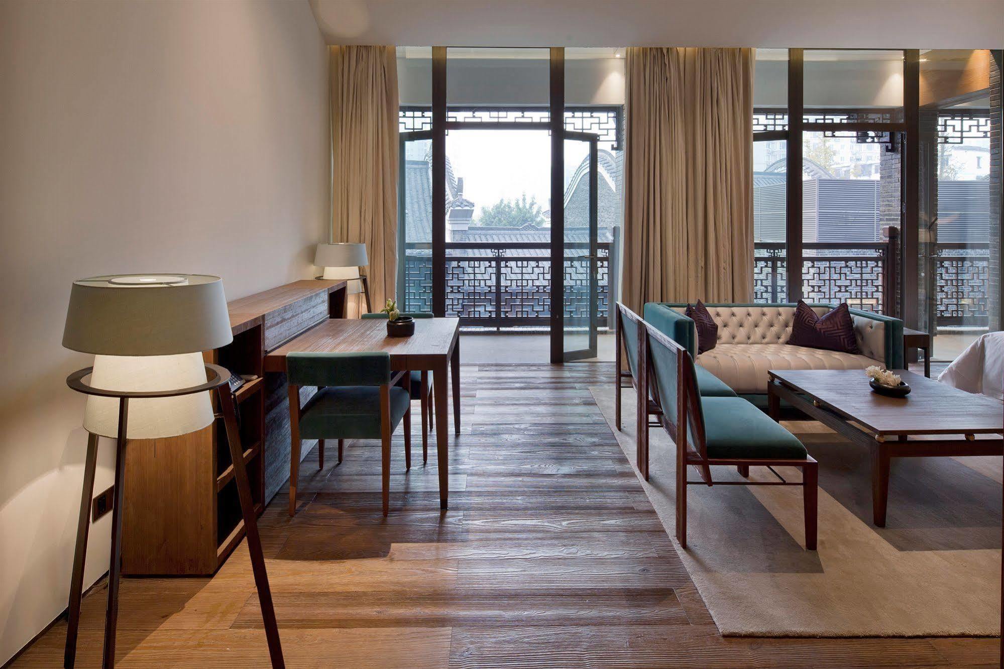 Guanyin Yiyuntai Hotel Thành Đô Ngoại thất bức ảnh